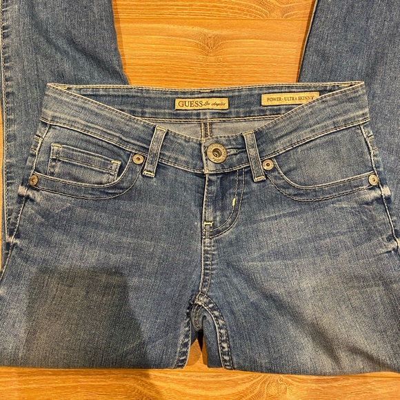 Guess Jeans - Picture 8 of 10